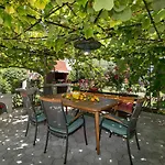 Loredana Apartment